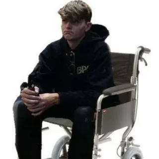 ☹