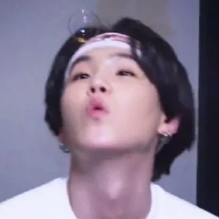 🔮