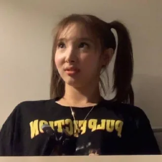 🤨