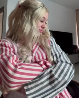 💋