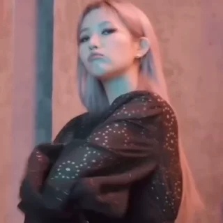 😡