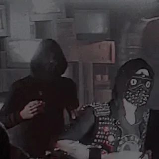 🥳