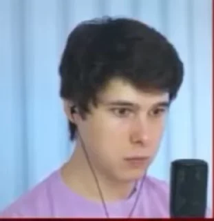 😳