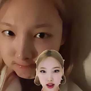 📔