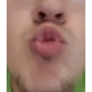 😘