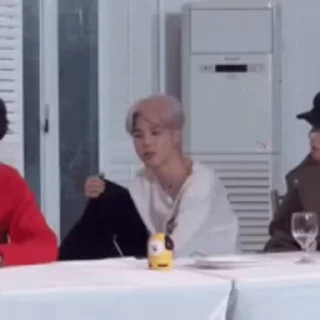 🤍
