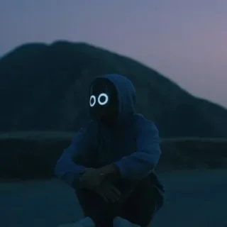👤