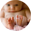 👶