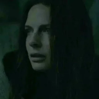 😐