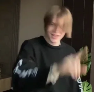 😂