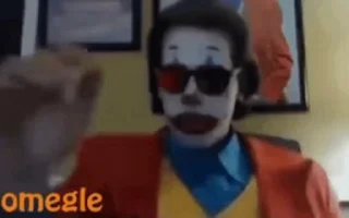 😳