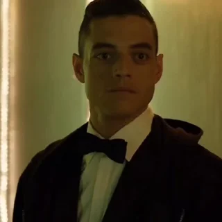 👔