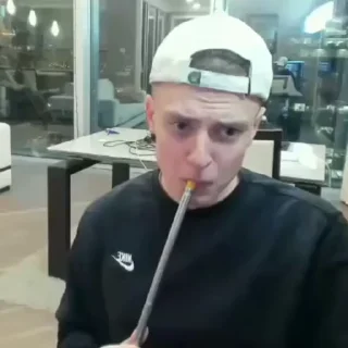 💨