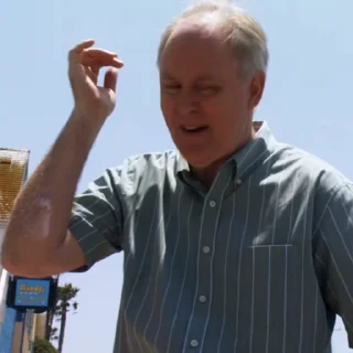 🔨