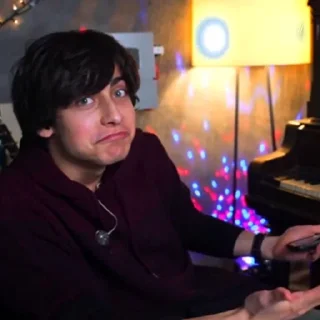 🤨