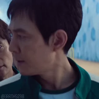 😠