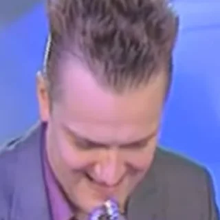 😁