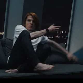 😱
