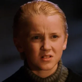 🤨