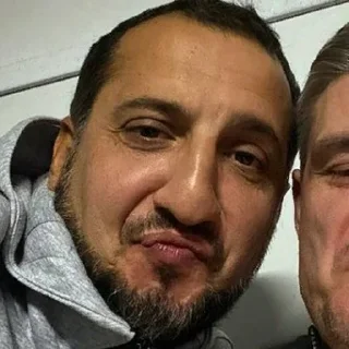 😙
