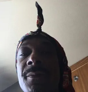 😐