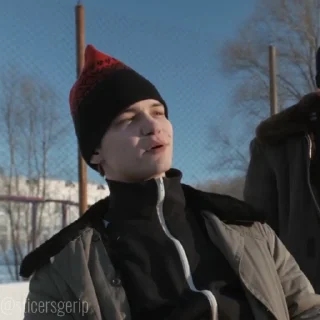 😀