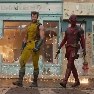 👥
