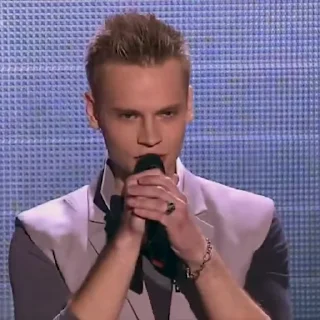 🎤