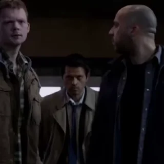 👊