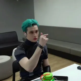 🛸