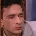 😢