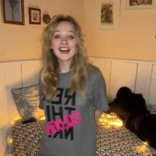 ✊