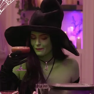 😐