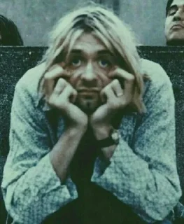 😣