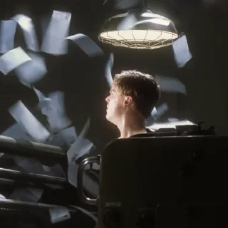 🤨