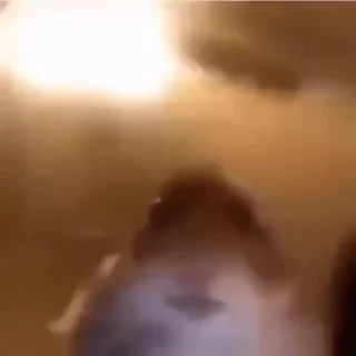😐