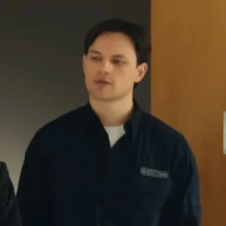 😠