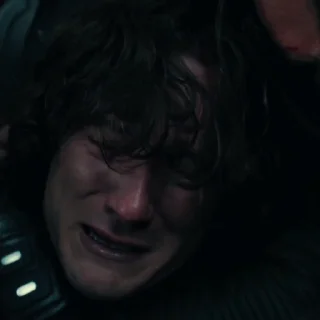 😭