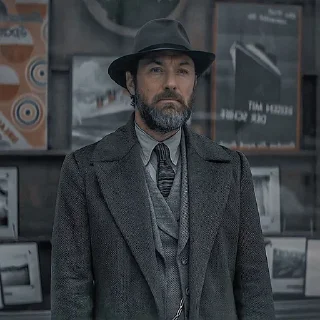 🎬