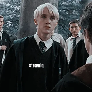 🥴