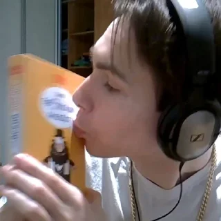 😚