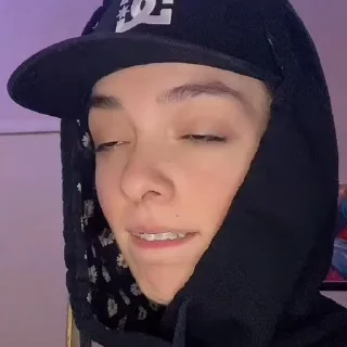 😏