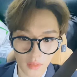 🤩