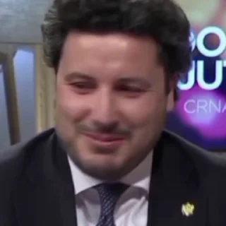 😀