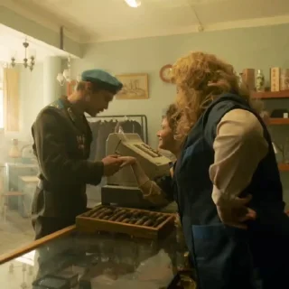 😘