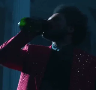 🍾