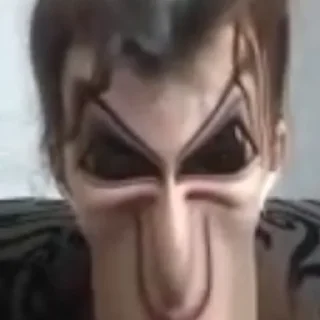 😈