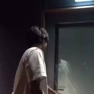 😶