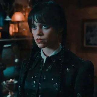 😐