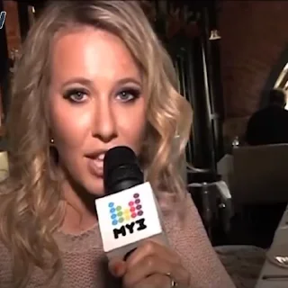 🎤